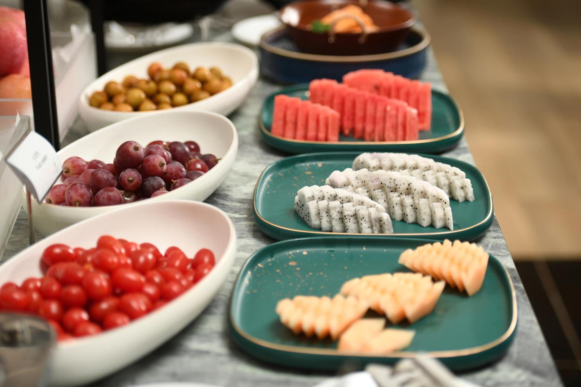 Mehood Lestie International Hotel Nancun Wanbo Metro Station Branch - Free Shuttle Bus To Canton Fair Complex During Canton Fair Period & Free Breakfast & Free Afternoon Tea & Free Midnight Snack & Free Vpn Internet Access ภายนอก รูปภาพ